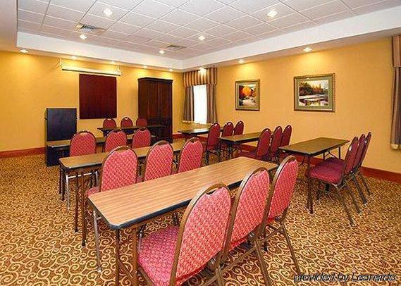 Sleep Inn & Suites Tupelo Facilities photo